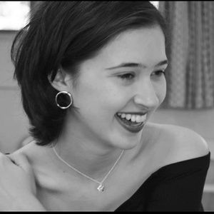 Meet your Posher, Malani